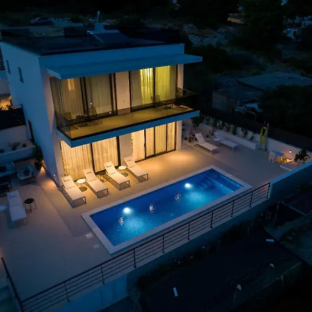 Holiday home Maca - Pool An View Trogir