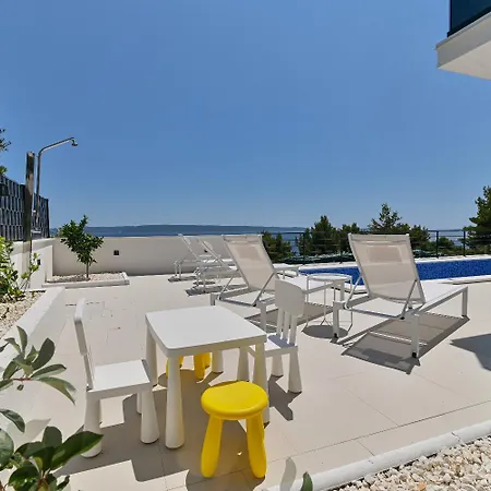 Holiday home Maca - Pool An View