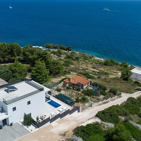 Holiday home Maca - Pool An View Trogir